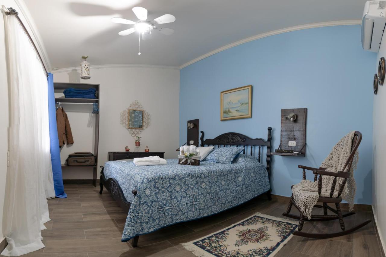 Alice Y Juancito Boutique Hotel Алахуэла Экстерьер фото