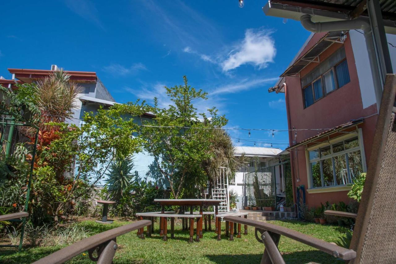 Alice Y Juancito Boutique Hotel Алахуэла Экстерьер фото